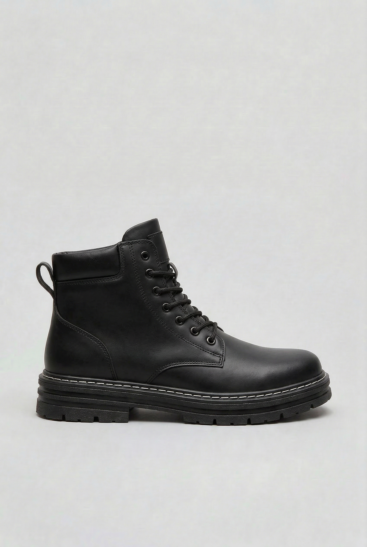 Men's Lace-Up Boots with Chunky Lug Sole - Black
