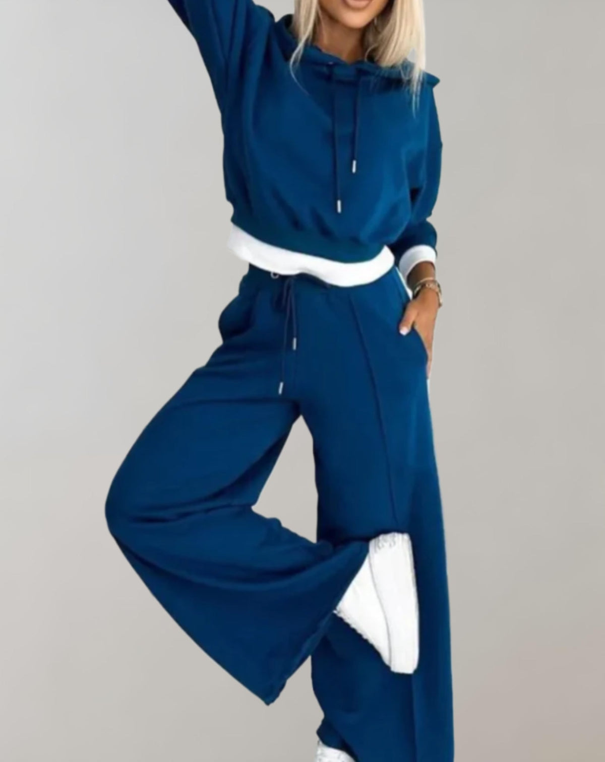 Cropped Hoodie & Wide-Leg Trousers Two-Piece Set - Blue