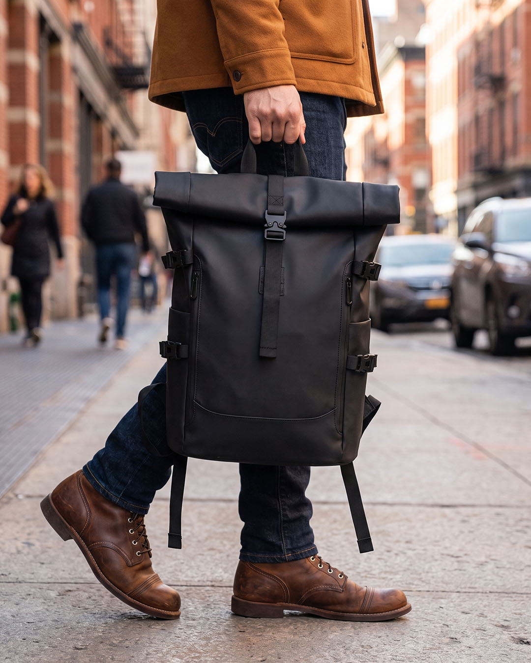 Waterproof Laptop Travel Backpack - detail