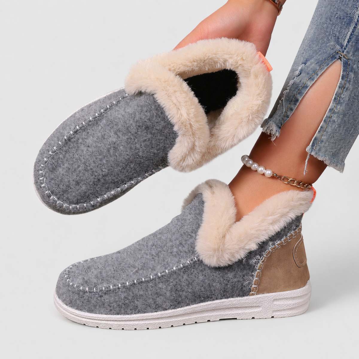 Fleece-Lined Supportive House Slippers - Light Grey